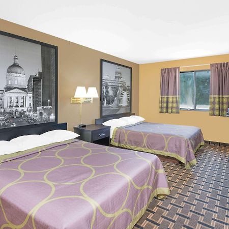 Super 8 By Wyndham Terre Haute Exterior foto